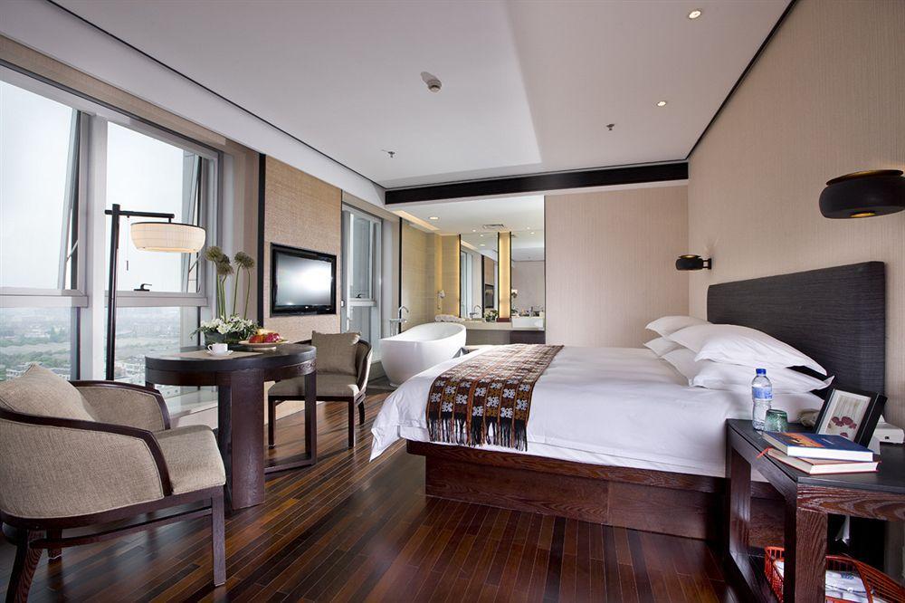 Ssaw Boutique Hotel Hefei Intime Centre Екстериор снимка